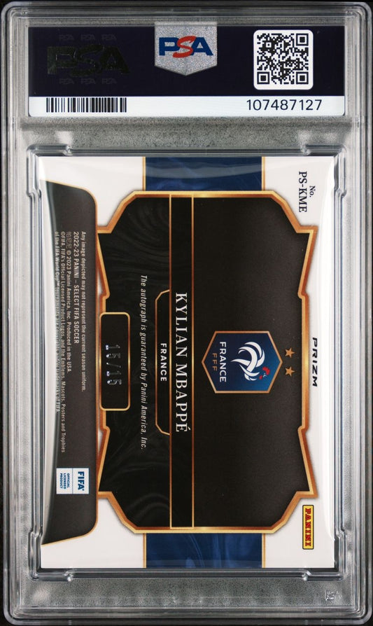 2022-23 Panini Select Fifa Pitchside Signatures Kylian Mbappe Tie-Dye Auto 15/15 Frankreich PSA 8