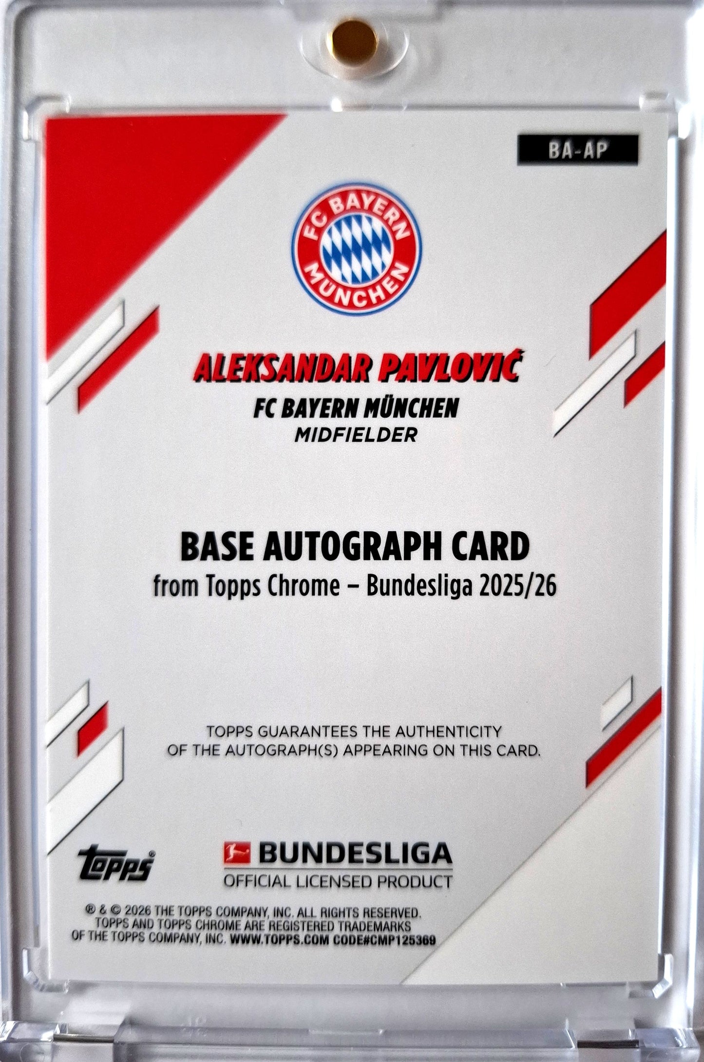 2025-26 Topps Chrome Bundesliga Gold Refractor Aleksandar Pavlovic Auto 14/50 FC Bayern München