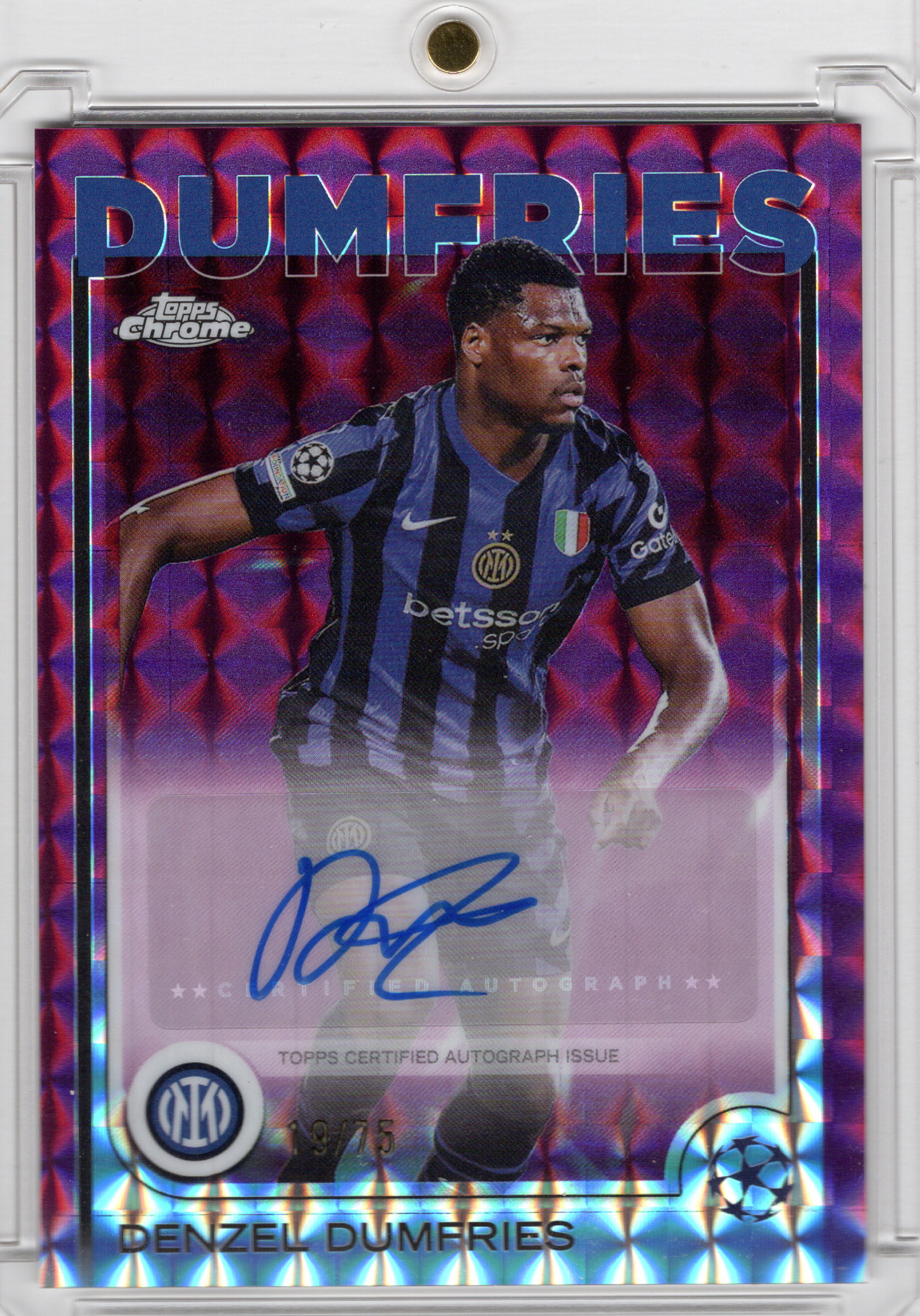 2024-25 Topps Chrome UCC Pink Geometric Auto Denzel Dumfries /75 Inter