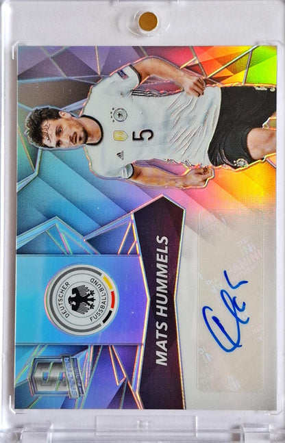 2016-17 Panini Spectra Auto Mats Hummels 056/149