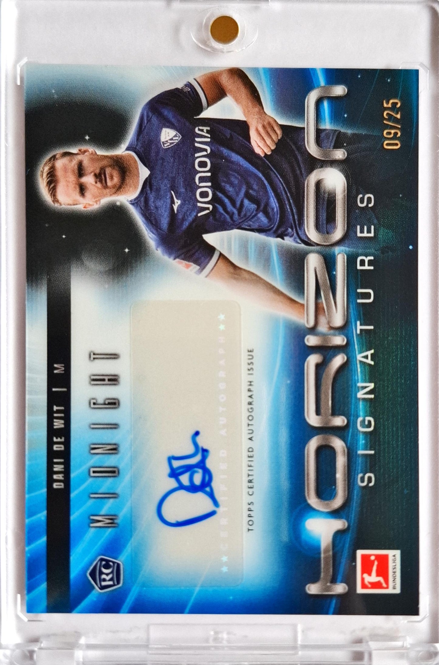 2024-25 Topps Midnight Bundesliga Auto Dani de Wit RC Rookie /25