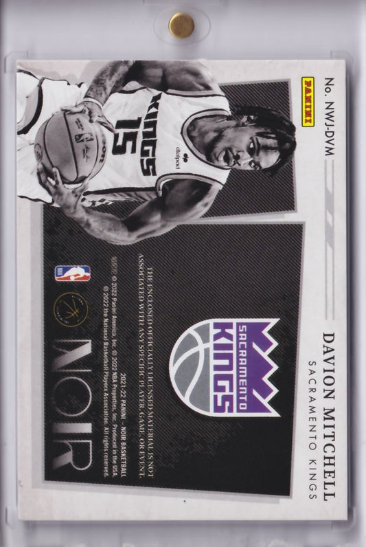 2021-22 Panini Noir New Wave Jersey Davion Mitchell RC /99