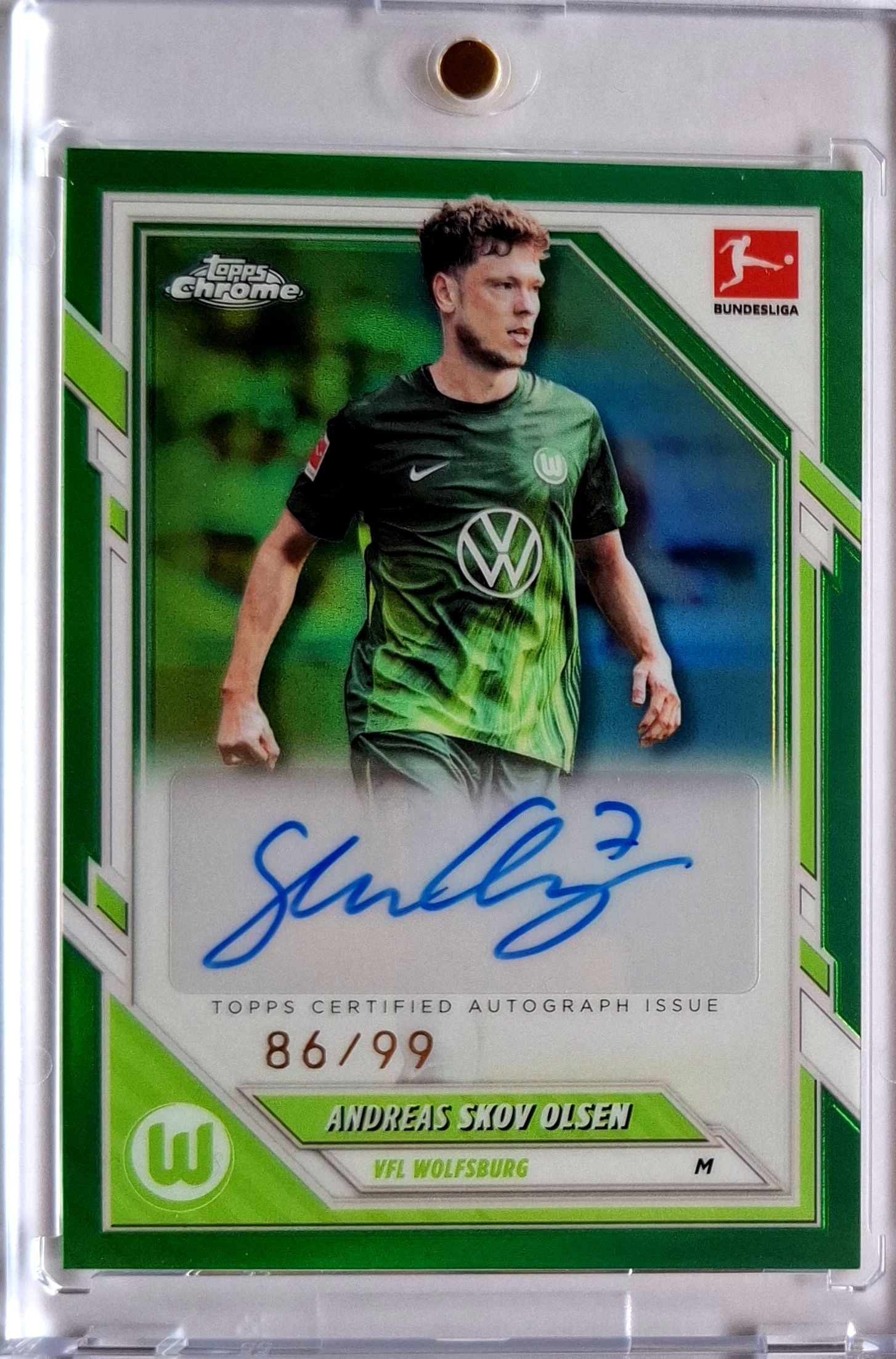 2025-26 Topps Chrome Bundesliga Andreas Skov Olsen Green Refractor Auto 86/99 VFL Wolfsburg