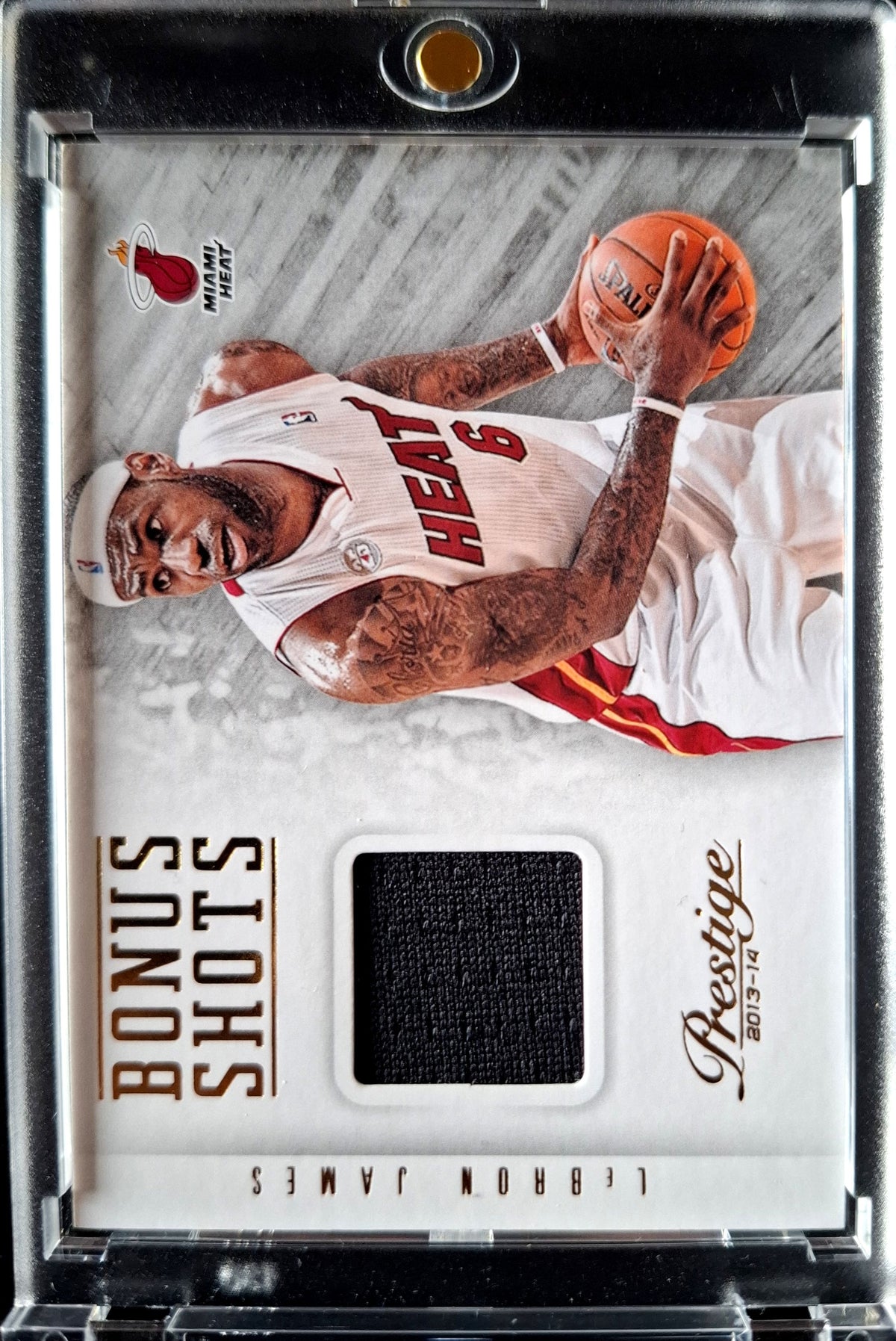 2013-14 Panini Prestige Bonus Shots LeBron James Game Worn Jersey SP Karte Miami Heat.