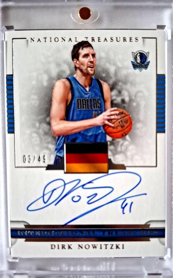 2016-17 Panini National Treasures International Treasures Dirk Nowitzki Auto Karte 03/49 Dallas Mavericks.
