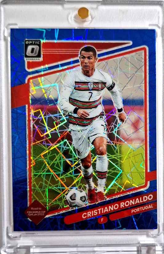 2021-22 Panini Donruss Optic Blue Velocity Prizm Cristiano Ronaldo SP Karte Portugal.