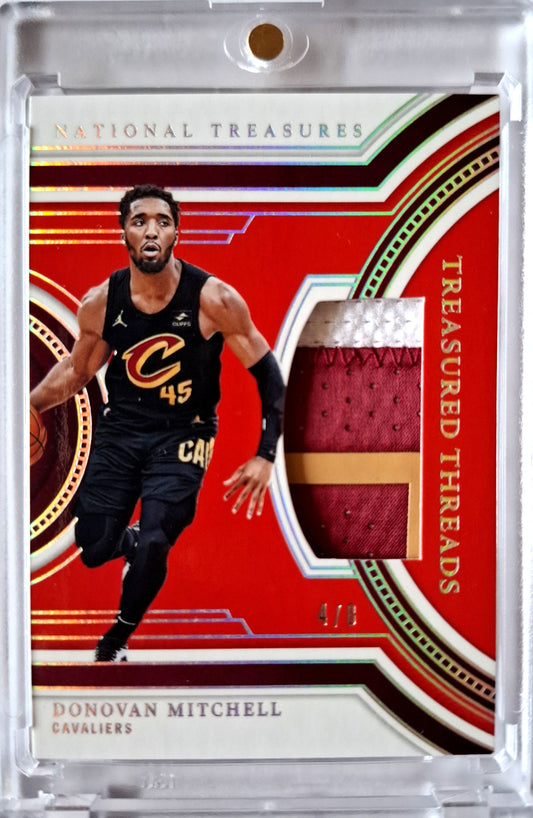2023-24 Panini National Treasures Treasured Threads Donovan Mitchell Patch Karte 4/8 Game Worn Cleveland Cavaliers.