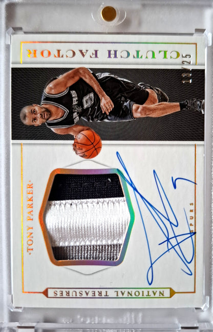 2015-16 Panini National Treasures Clutch Factor Tony Parker Patch Auto Karte 13/25 Game Worn San Antonio Spurs.
