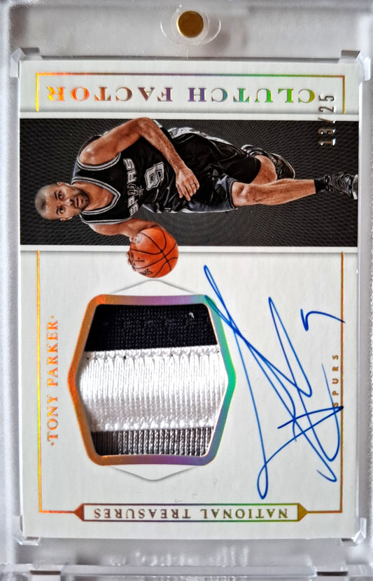 2015-16 Panini National Treasures Clutch Factor Tony Parker Patch Auto Karte 13/25 Game Worn San Antonio Spurs.