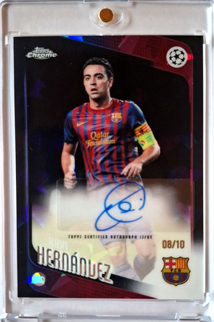 2025-26 Topps Chrome Sapphire UCC Black Xavi Hernández Auto Karte 08/10 FC Barcelona.