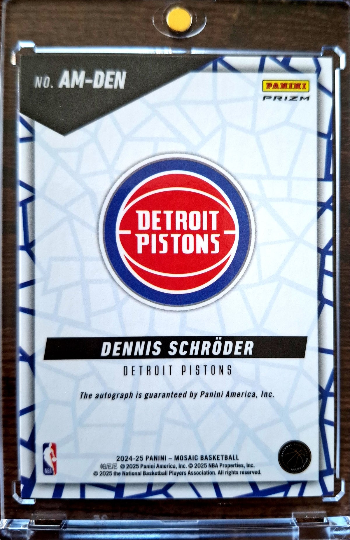 2024-25 Panini Mosaic Autographs Red Choice SSP Dennis Schröder Auto Detroit Pistons