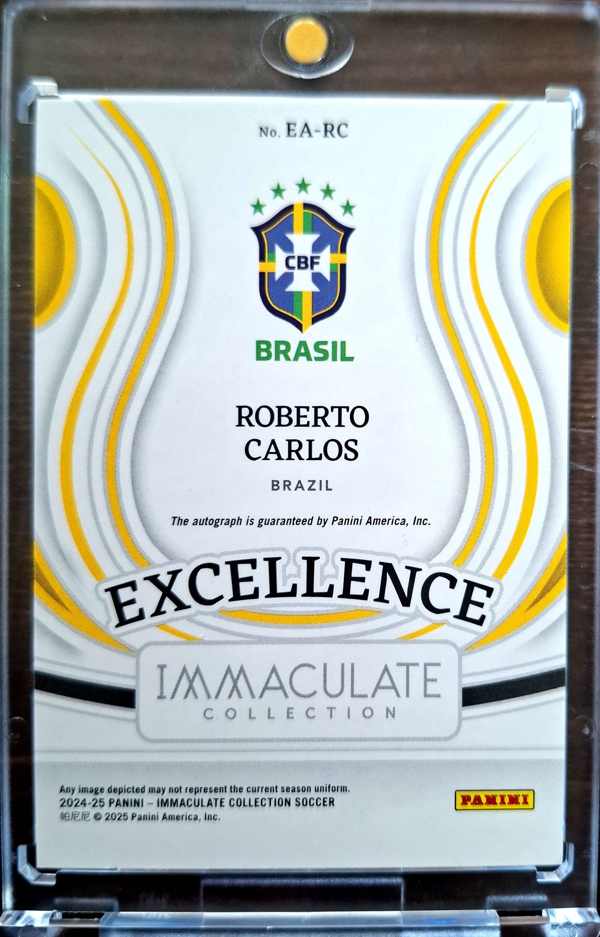 2024-25 Panini Immaculate Excellence Roberto Carlos Auto 09/25 Brasilien