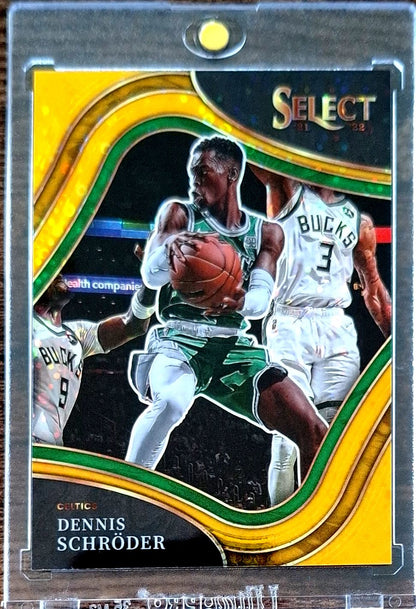 2021-22 Panini Select Disco Gold Prizm Dennis Schröder Karte 03/10 Boston Celtics.