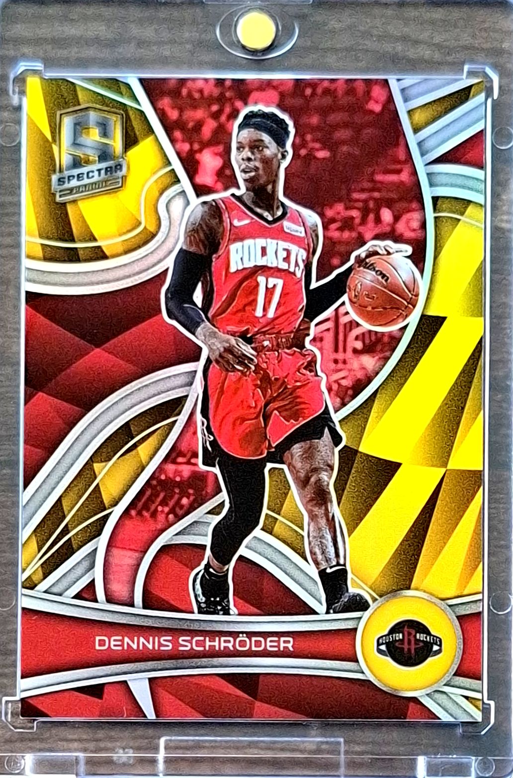 2021-22 Panini Spectra Gold Prizm Dennis Schröder Karte 07/10 Houston Rockets.