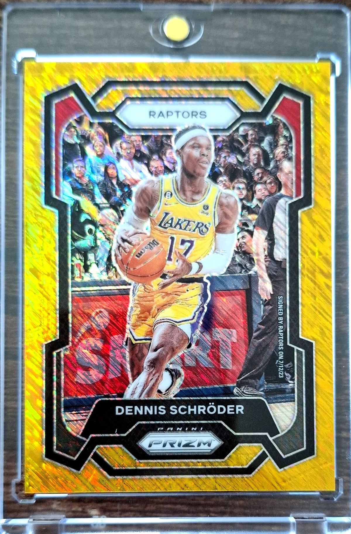 2023-24 Panini Prizm Gold Shimmer Prizm Dennis Schröder Karte 07/10 Los Angeles Lakers.