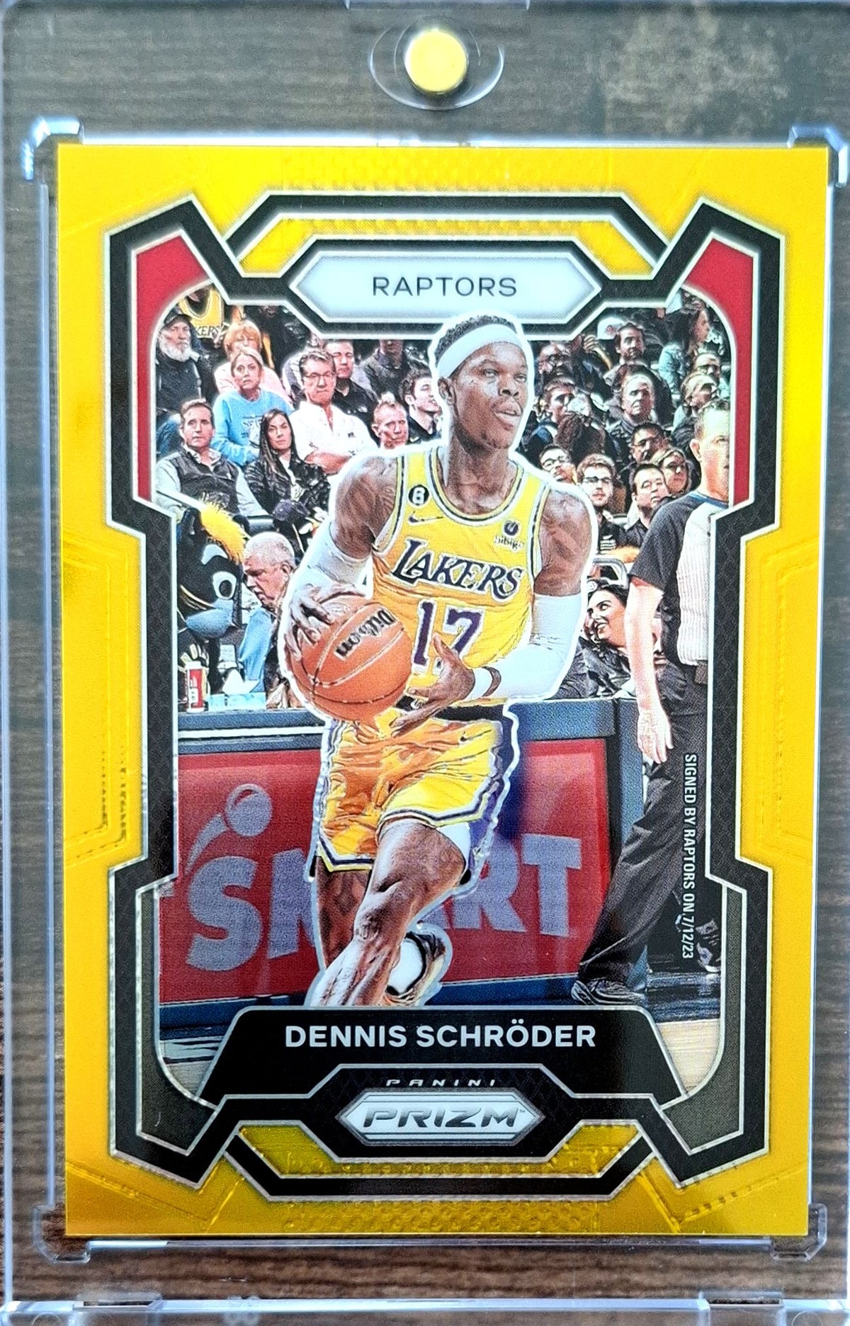 2023-24 Panini Prizm Gold Prizm Dennis Schröder Karte 06/10 Los Angeles Lakers.