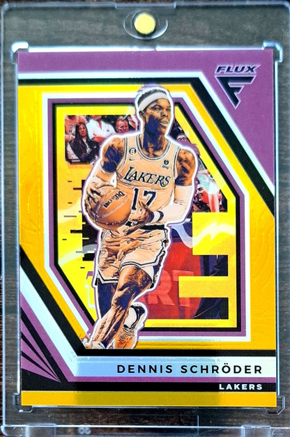 2022-23 Panini Flux Gold Prizm Dennis Schröder Karte 04/10 Los Angeles Lakers.