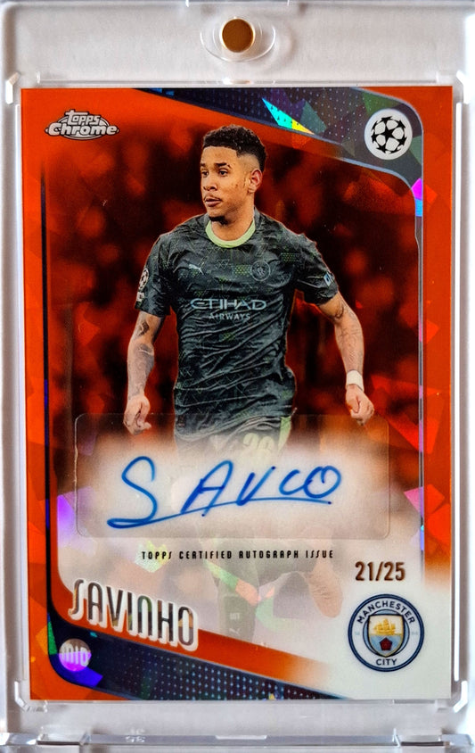 2025-26 Topps Chrome Sapphire UCC Orange Savinho Auto Karte 21/25 Manchester City.