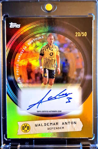 2025-26 Topps Focus Borussia Dortmund Viewfinder Autograph Waldemar Anton Auto Karte 20/50.