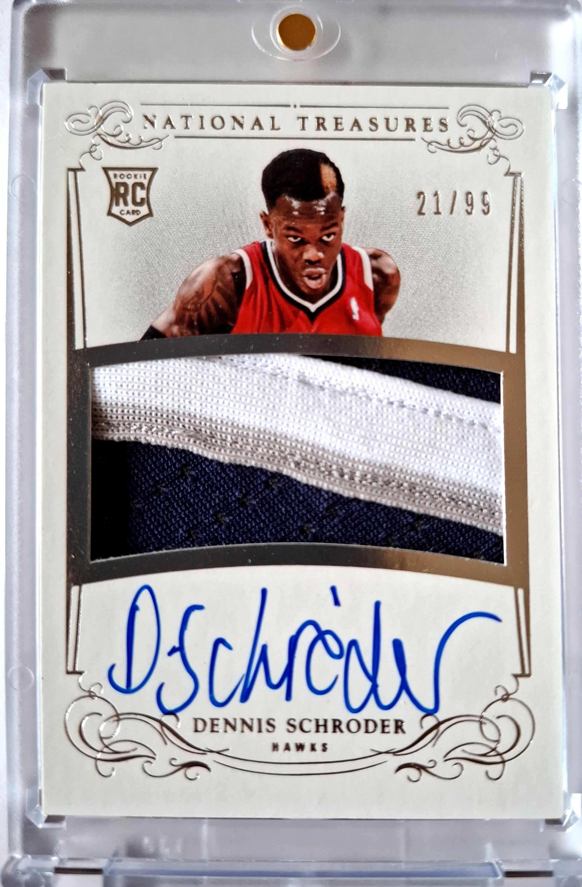 2013-14 Panini National Treasures Rookie Patch Auto Dennis Schröder 21/99 Hawks