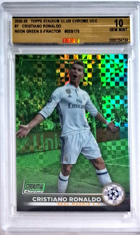 2022-23 Topps Stadium Club Chrome UCC Neon Green X-Fractor Cristiano Ronaldo Karte 033/175 BGN 10 Gem Mint Real Madrid.