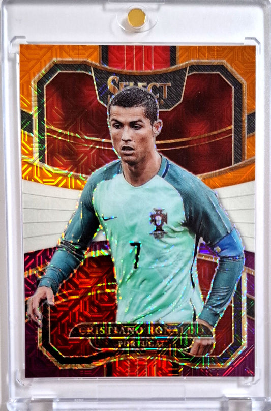 2017-18 Panini Select Soccer Terrace Multi-Color Prizm Cristiano Ronaldo SP Karte Portugal.