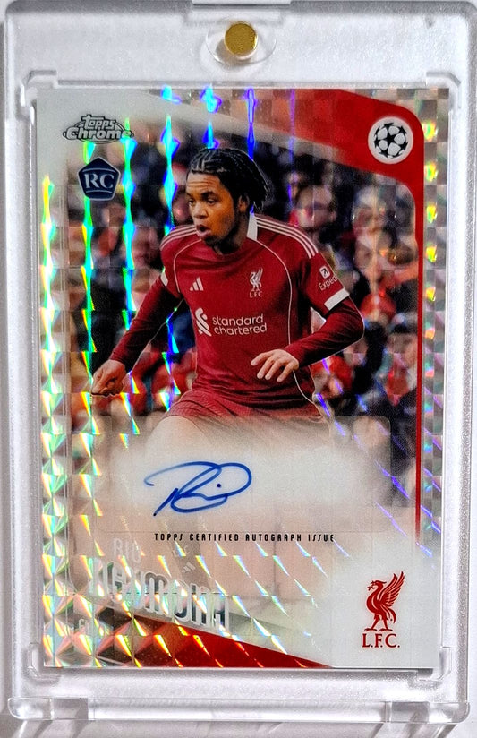 2025-26 Topps Chrome UCC Geometric Rio Ngumoha Rookie Autograph Karte Liverpool FC.