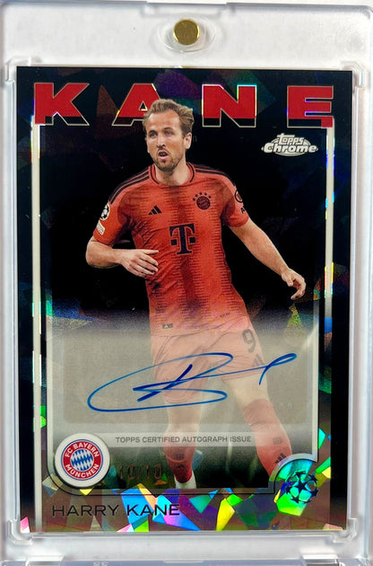 2024-25 Topps Chrome UCC Sapphire Black Refractor Harry Kane Auto Karte 10/10 FC Bayern München.
