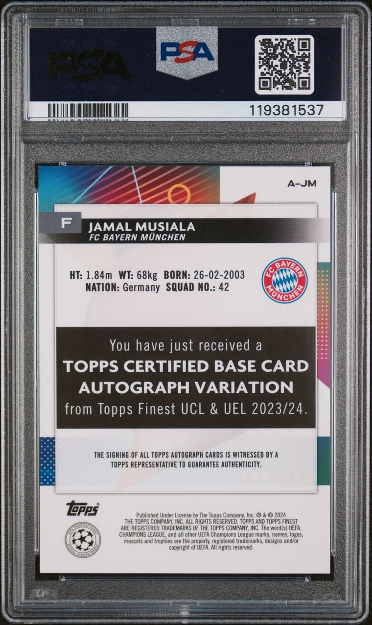 2023-24 Topps Finest UCC Orange Wave Refractor Jamal Musiala Auto 15/25 FC Bayern München PSA 10
